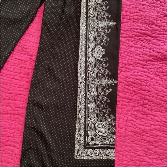 Victoria’s Secret Black and White Wide Leg Pants with Paisley Accents, US2 - Picture 4 of 8
